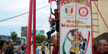 Centinaia di piccoli pompieri al Centro Commerciale Due Mari per la 2^ edizione di “Pompieropoli”